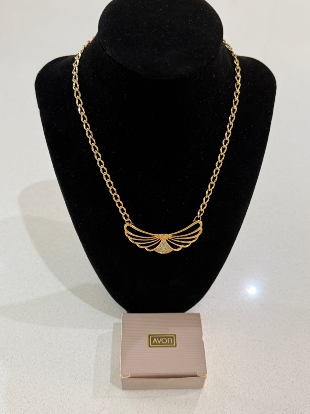 Avon Gold-Tone Winged Pendant Necklace and Earrings Set - Picture 6 of 10
